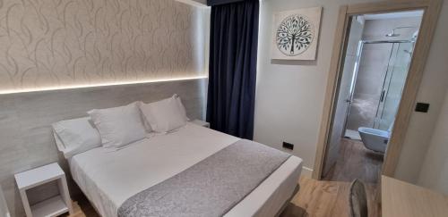CH La Petite Maison - Boutique - Madrid near จัตุรัสเอสปาญา