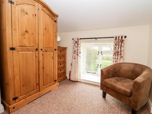 Cow Byre - image 14