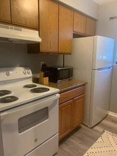 1520 B Bonita Two BDRM Apartment in Middletown with Private Laundry in Middletown, USA