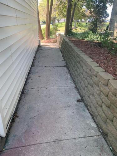 30 Royal Unit 3 Royal Treatment Studio near highway in Springboro, USA