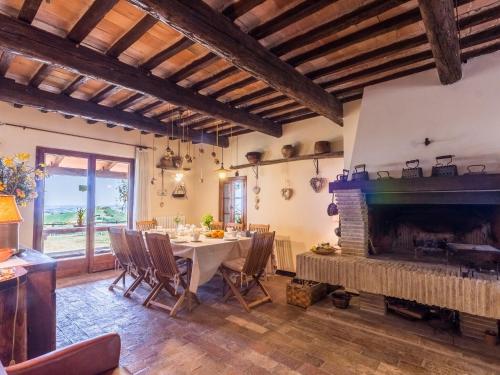  Belvilla by OYO Villa Ise in Montefelcino
