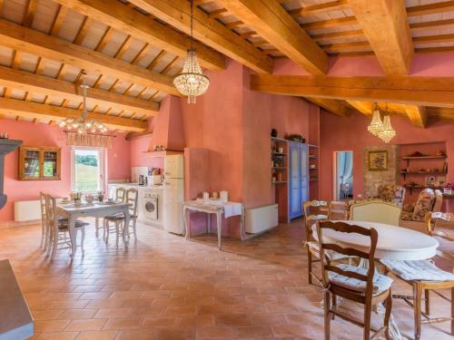  Belvilla by OYO Villa Cucco in Fossombrone