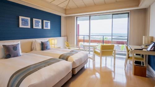 room detail thumbnail 2