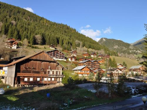 Spacieux appartement 3 pieces proche des pistes avec Wi-Fi et parking - FR-1-692-25 in Passengue