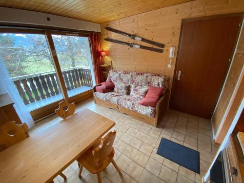 Studio 18m² proche pistes, balcon, parking - FR-1-692-54 in Passengue