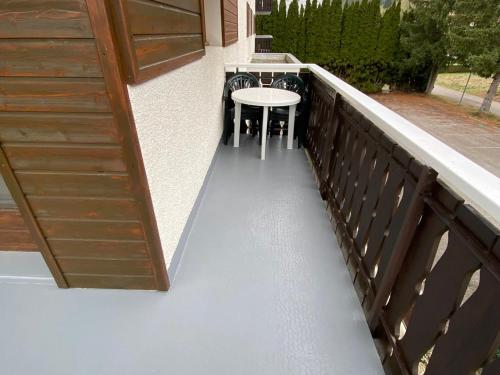Studio 18m² proche pistes, balcon, parking - FR-1-692-54 in Passengue
