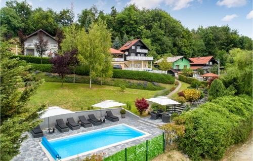 Awesome Home In Novi Marof With Outdoor Swimming Pool