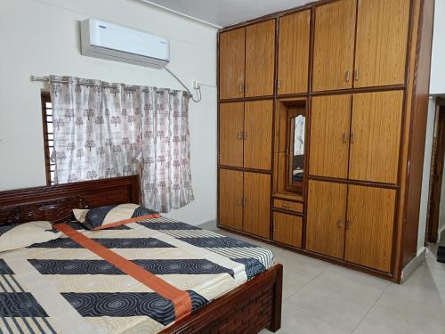 Two-Bedroom House image 5