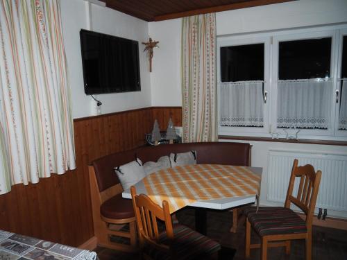 Ferienhaus Durig in جاشورن