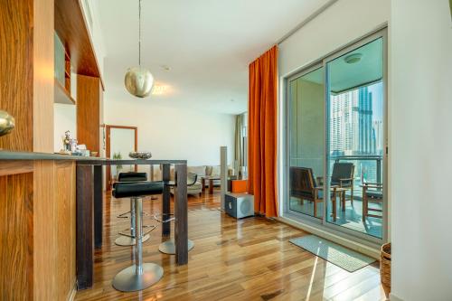 AUBERGE Luxury 2BR Full Burj Khalifa and Fountain View, Dubai (photo 6)