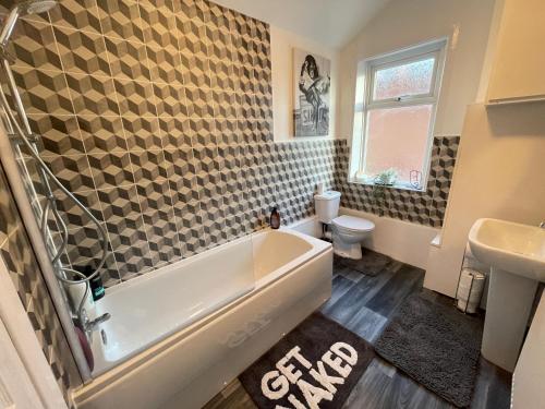 Urban 3 Bedroom Home in Kings Heath-Great Location, Birmingham (foto 6)