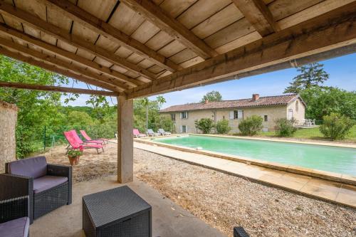 Villa de 6 chambres avec piscine privee jardin amenage et wifi a Salies