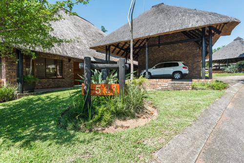 Kruger Park Lodge Unit No 521 with Private Pool in Shabalala