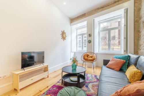 Riverside Cozy Studio by LovelyStay, Porto
