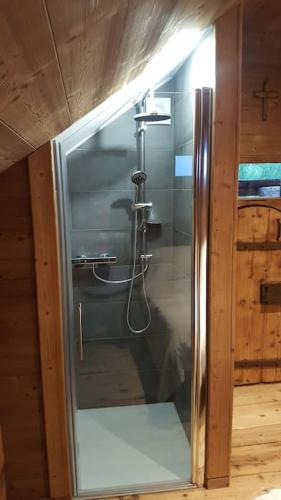 Gîte / chalet meublé pour 2 personnes le 1780 (Gite / chalet meuble pour 2 personnes le 1780) in Nivolas-Vermelle