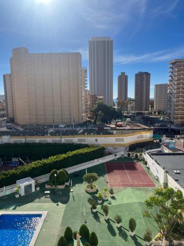 Domo 5E Holiday apt with pool, Benidorm