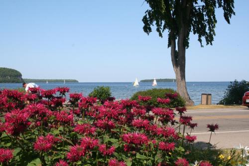 Ephraim Shores Resort - image 12