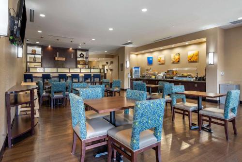 Comfort Suites Lake Norman - Huntersville