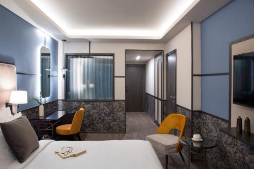 Executive Twin Room with City View