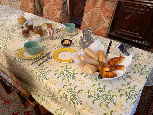 餐飲選擇, Suite le Quervalat dans magnifique bastide 18eme in 郊區