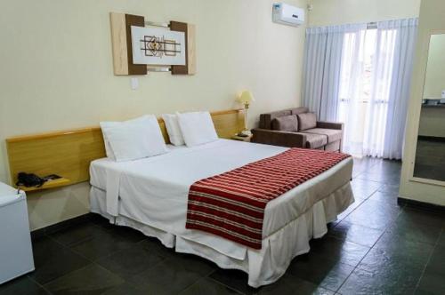 1 double bed, 1 twin bed