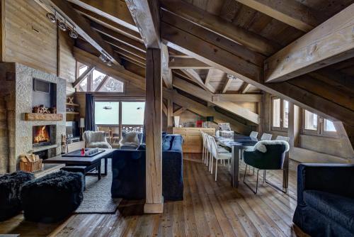 Luxurious Ski-in Ski-out Duplex on Ski Slope Courchevel 1850