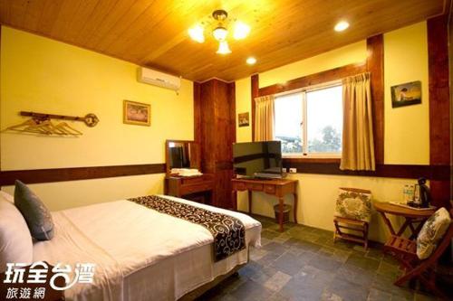 Pulicity Villa B&B - image 4