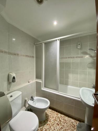 HOSTAL GALICIA CARDEDEU 5
