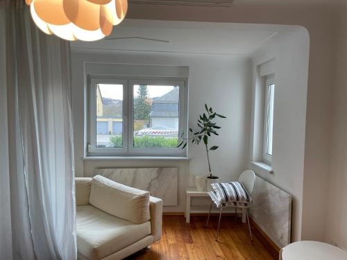 Altstadt Nähe 7 Min Fußweg über Alte Maibrücke zu Pension mit Balkon & Garten, ideal for long stay, relocation Altstadt Nähe 7 Min Fußweg über Alte Maibrücke zu Pension mit Balkon & Garten, ideal for long stay, relocation