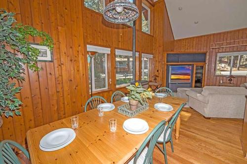 763 Wentworth Lane - image 2