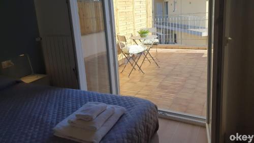  Blue Sky Rooftop Rooms – Bari Policlinico, Pension in Bari