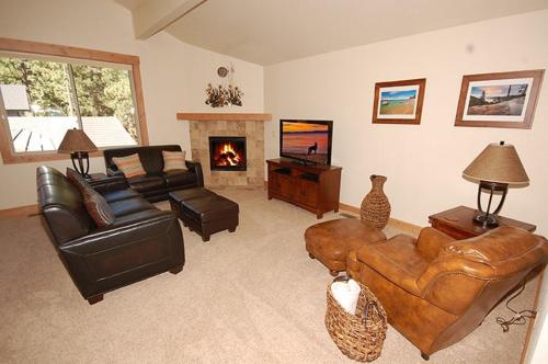 Springwood Drive Holiday home 3 - main image
