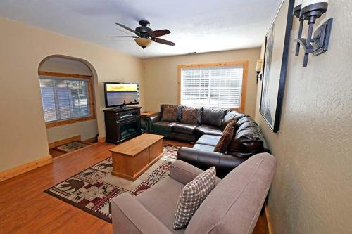 3857 Figueroa Lane Home - image 7