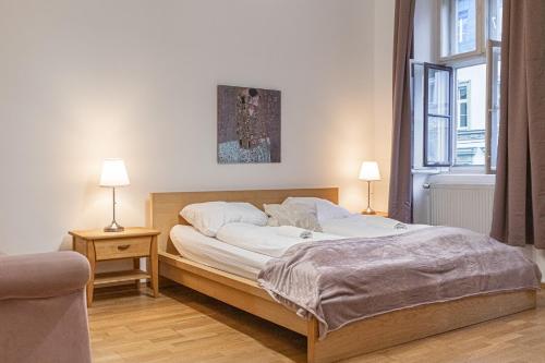 Affordable & Cozy 2-BR Flat , Near Stadthalle in Wien, Österreich