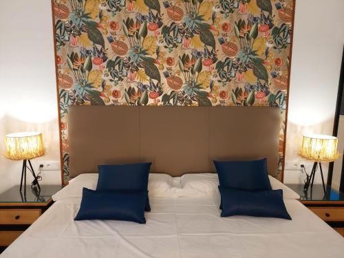Hostal GARDEN ROUS Room Type - Superior King Room