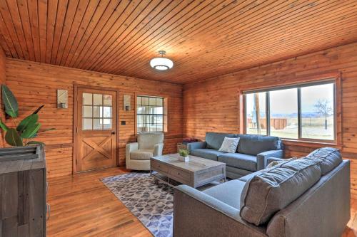 Secluded Cabin with Hot Tub, Game Room and Views!, Durango (foto 5)