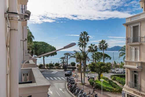 Palais Miramar - Suite & A18 - Vue Mer - Croisette Emplacement Unique - 20M Plage - WIFI - Clim