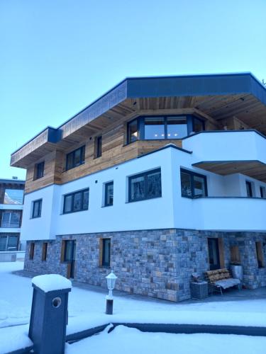 Chasa Patria Apartments 3