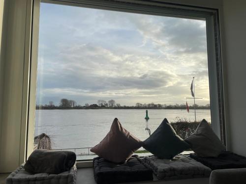 Sonnenschein in Fünfhausen, Deutschland