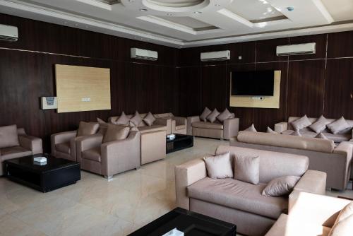 บริการและสิ่งอำนวยความสะดวก, AHLIN FOUR SERVICED APARTMENTS in อัล นาห์ดะฮ์