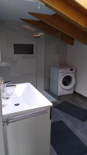 Fürdőszoba, Apartment Hohenwerfen in Werfen