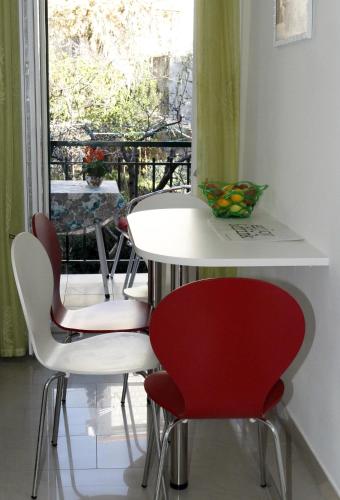 Rooms Miletic near the Palace 2
