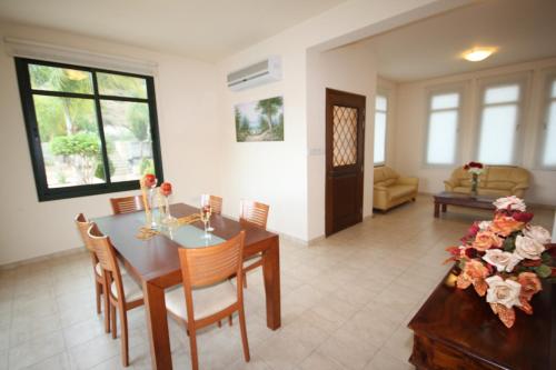 Perigiali Villa