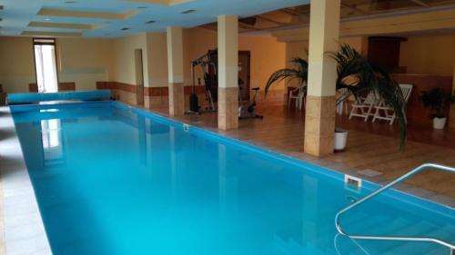 One-Bedroom Apartment with Spa Access with Terrace  image 10