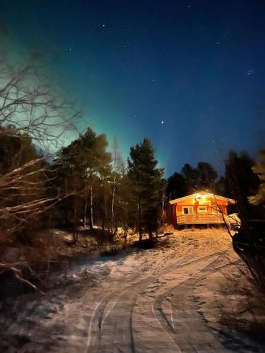 Macktunet - Retro log cabin from the 70s in Malangen in Meistervik