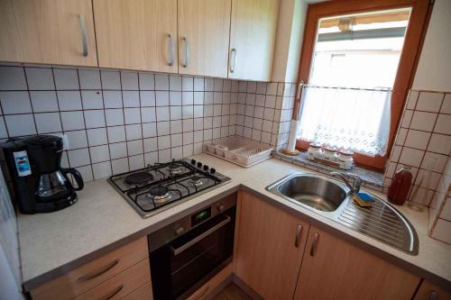 virtuve, Holiday home in Dobrnic - Dolenjska & Bela krajina Unter- & Weißkrain 26093 in Dobrnic