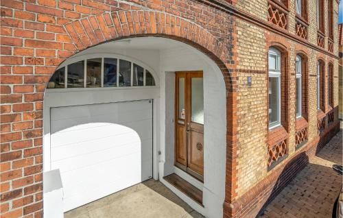 Gorgeous Apartment In Snderborg With Kitchen