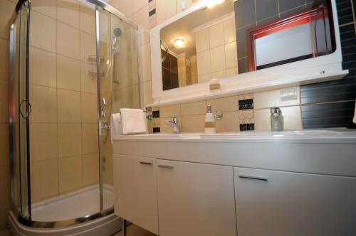 Apartments Leut - image 12