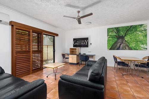 Western Gateway Motel and Apartments Room Type - Two-Bedroom Apartment