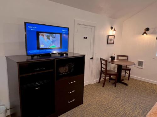 The Seaview Cottages - main image